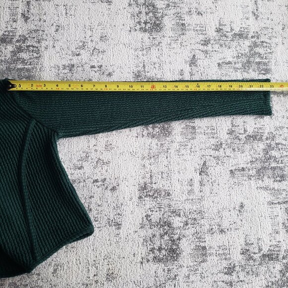 Bershka Green Ribbed Crop Mock Turtleneck Long Sleeve Top - Picture 10 of 14
